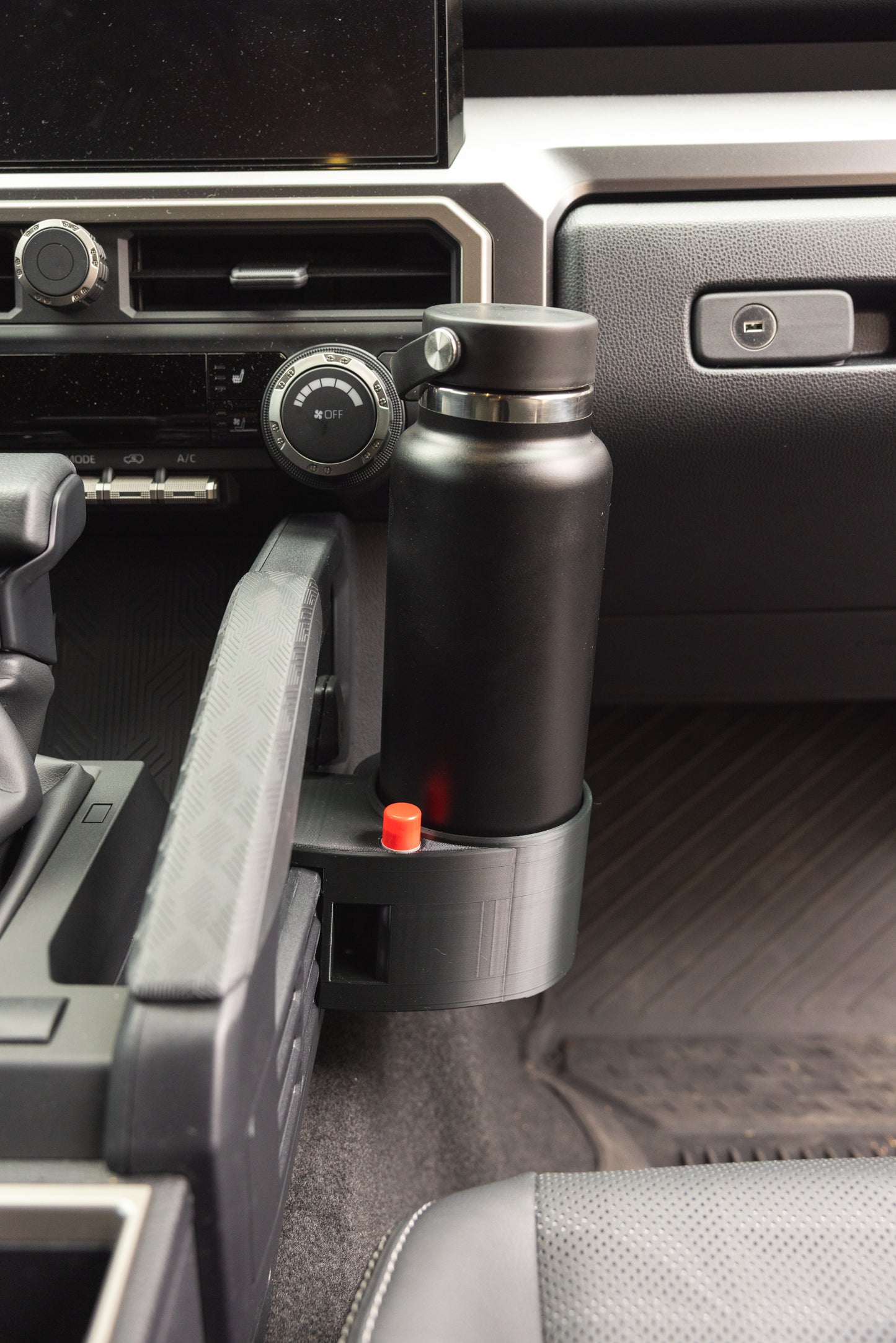 Oversized Bottle Holder - 4Runner 25+ | Tacoma 24+